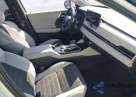 2025 Mitsubishi Outlander Se 2.5 S-Awc/Trail Edition S-Awc from USA, damaged, VIN JA4J4VA8XSZ020369